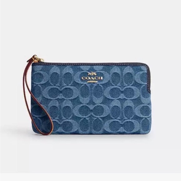 Coach Large Corner Zip Wristlet In Signature Denim